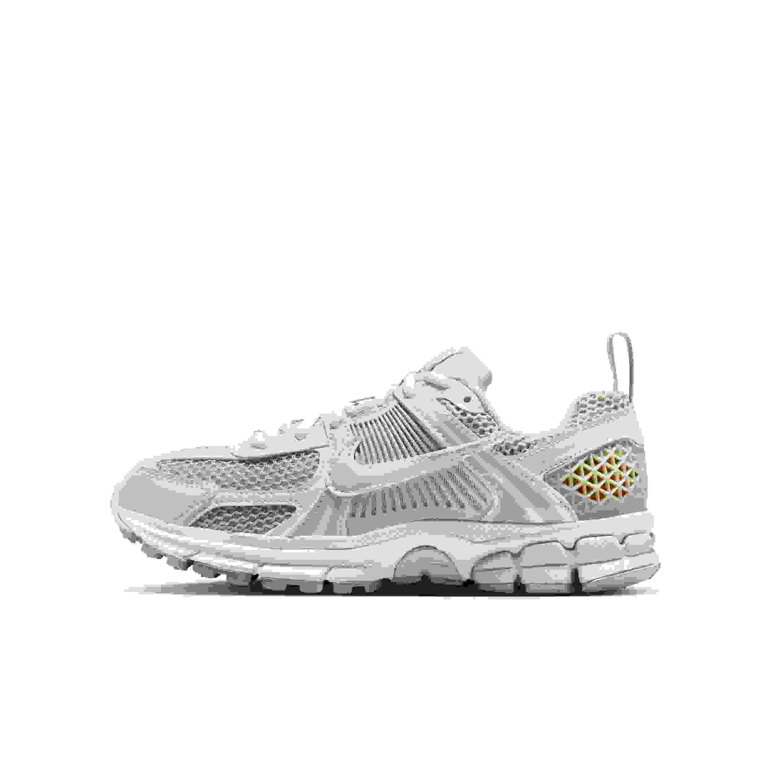 Nike Vomero 5 Grade School Boys' "Phantom/Cream II/Sail/Light Bone" Shoe